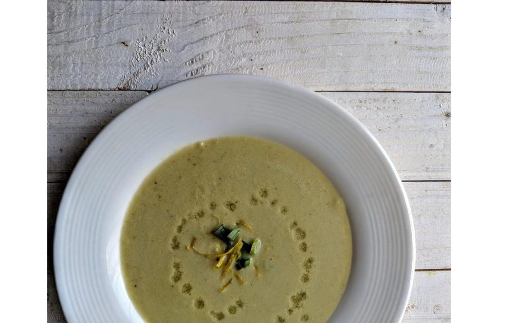Cucumber and leek soup